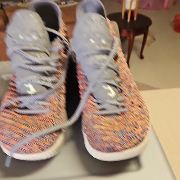 Nike LeBron 16 XVI Multicolor Size 13 - Picture 3 of 7